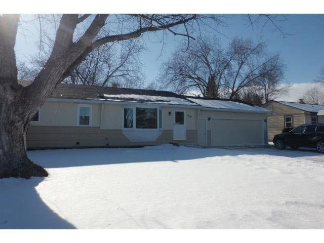 2336 Roth Place White Bear Lake, MN 55110 - Photo 1 of 12 Gallery Image 1