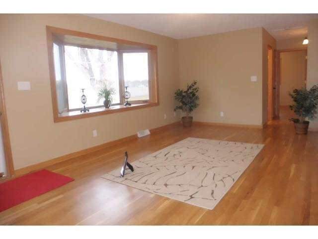 2336 Roth Place White Bear Lake, MN 55110 - Photo 9 of 12 Gallery Image 9