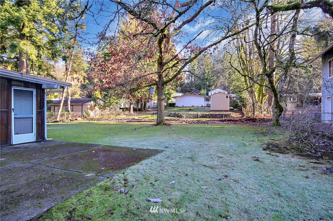 14717 Southeast Allen Road Bellevue, WA 98006 - Photo 18 of 19