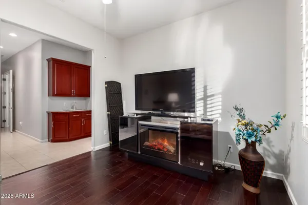 $1,050,000 | 8751 East Menlo Circle, Mesa, AZ 85207