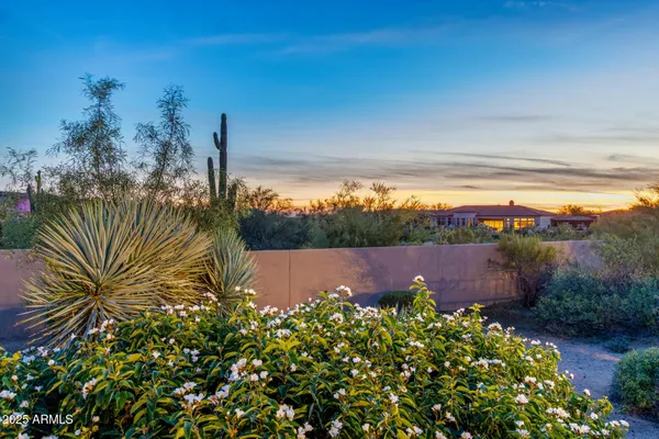 $1,050,000 | 8751 East Menlo Circle, Mesa, AZ 85207