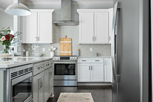 $1,325,000 | 2213 B 11th Avenue South, Nashville, TN 37204