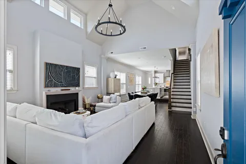 $1,350,000 | 2213 B 11th Avenue South, Nashville, TN 37204