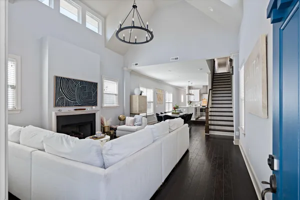$1,325,000 | 2213 B 11th Avenue South, Nashville, TN 37204