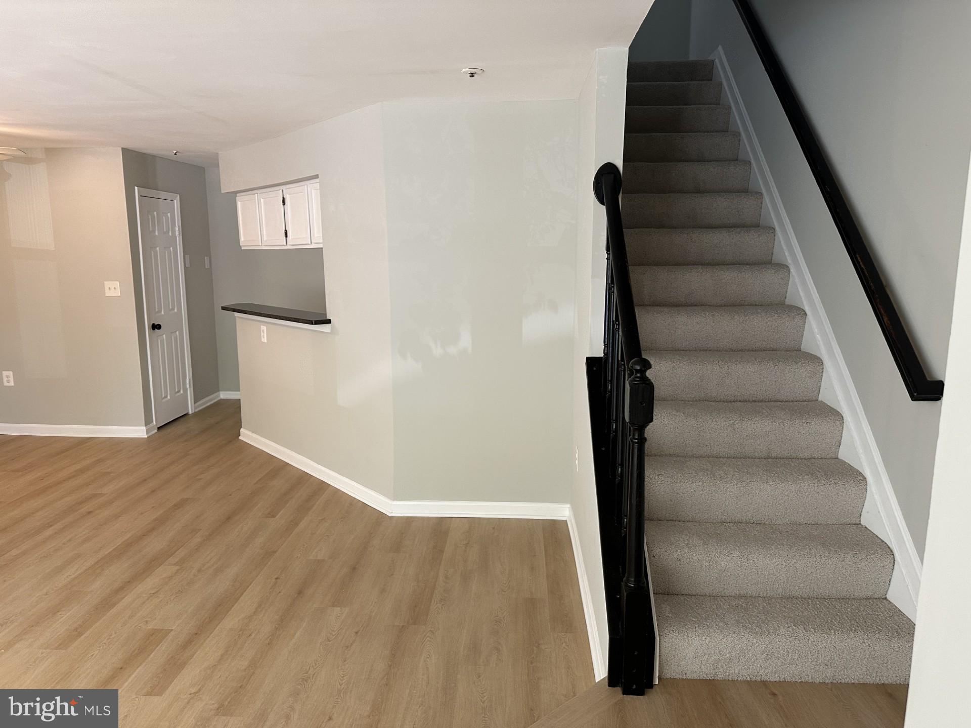 7859 Apache Ridge Court Manassas, VA 20109 - Photo 4 of 27 a view of entryway with wooden floor
