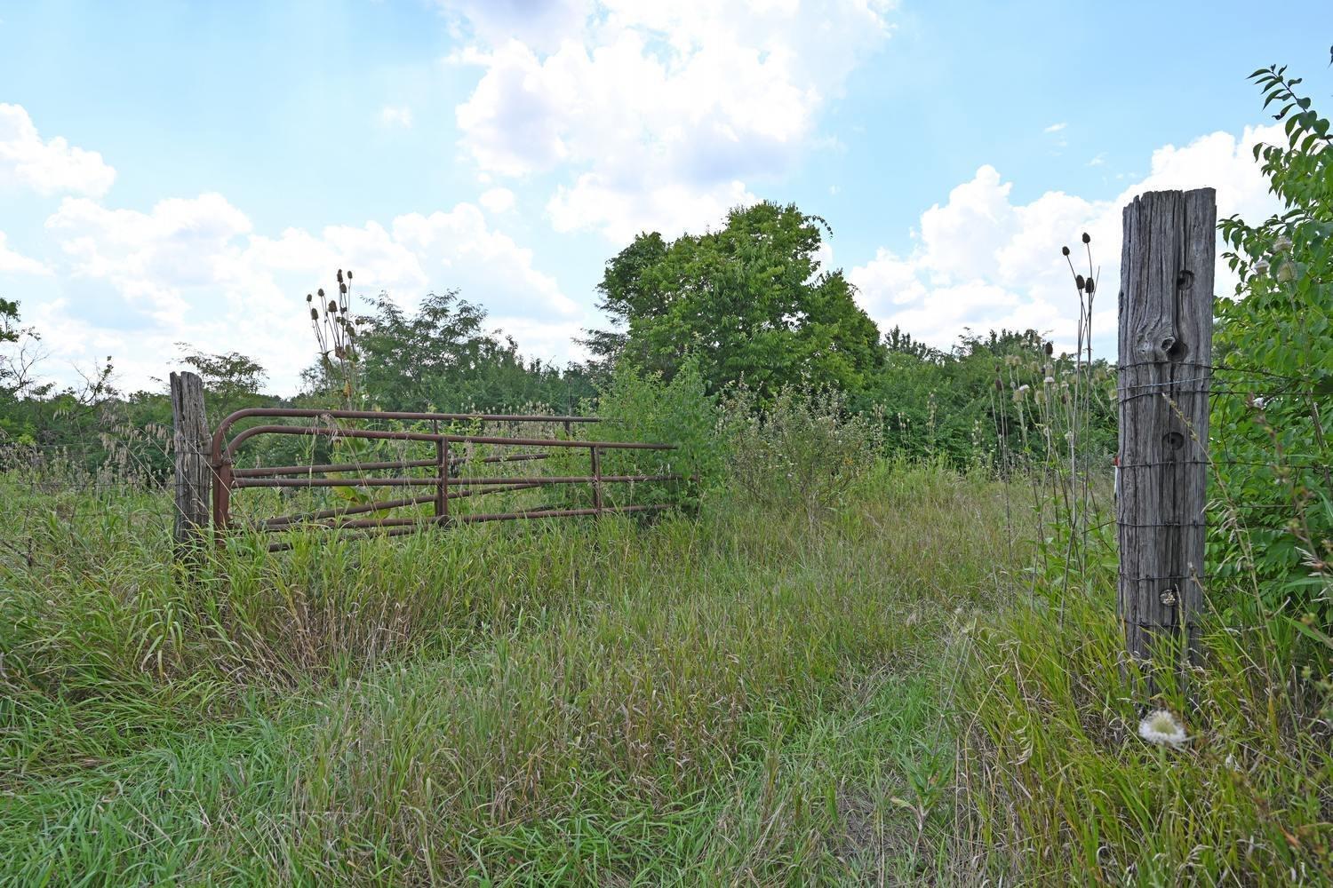 21.229-ac 21.229-ac Waynes Trace Road Hamilton, OH 45011 - Photo 2 of 23