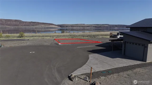 $220,000 | 60 King Salmon Court, Vantage, WA 98950