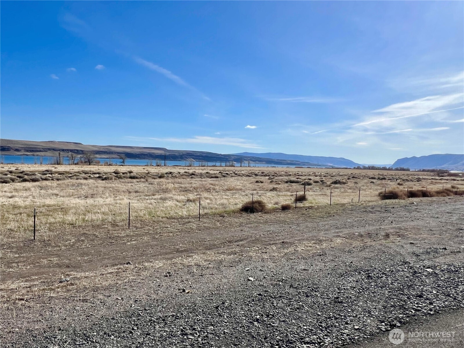 60 King Salmon Court Vantage, WA 98950 - Photo 8 of 30 a view of an ocean beach