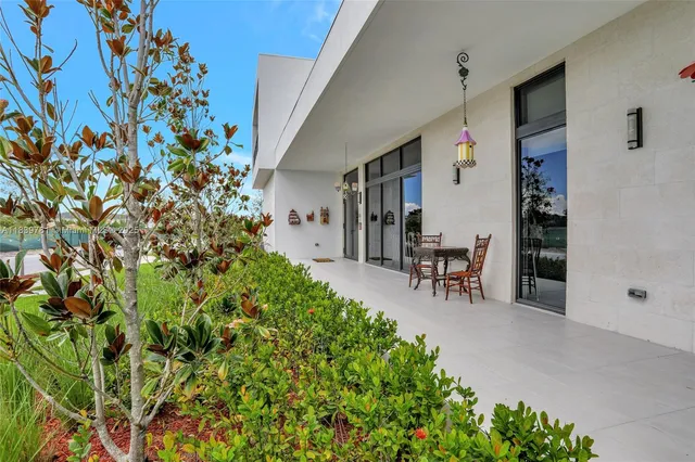 $18,500 | 16709 Botaniko Drive North, Weston, FL 33326