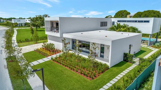 $18,500 | 16709 Botaniko Drive North, Weston, FL 33326