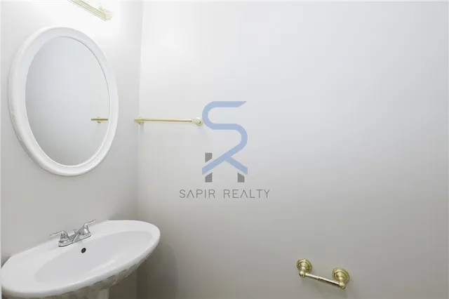 $1,575 | 5896 Strathmoor Manor Circle, Lithonia, GA 30058