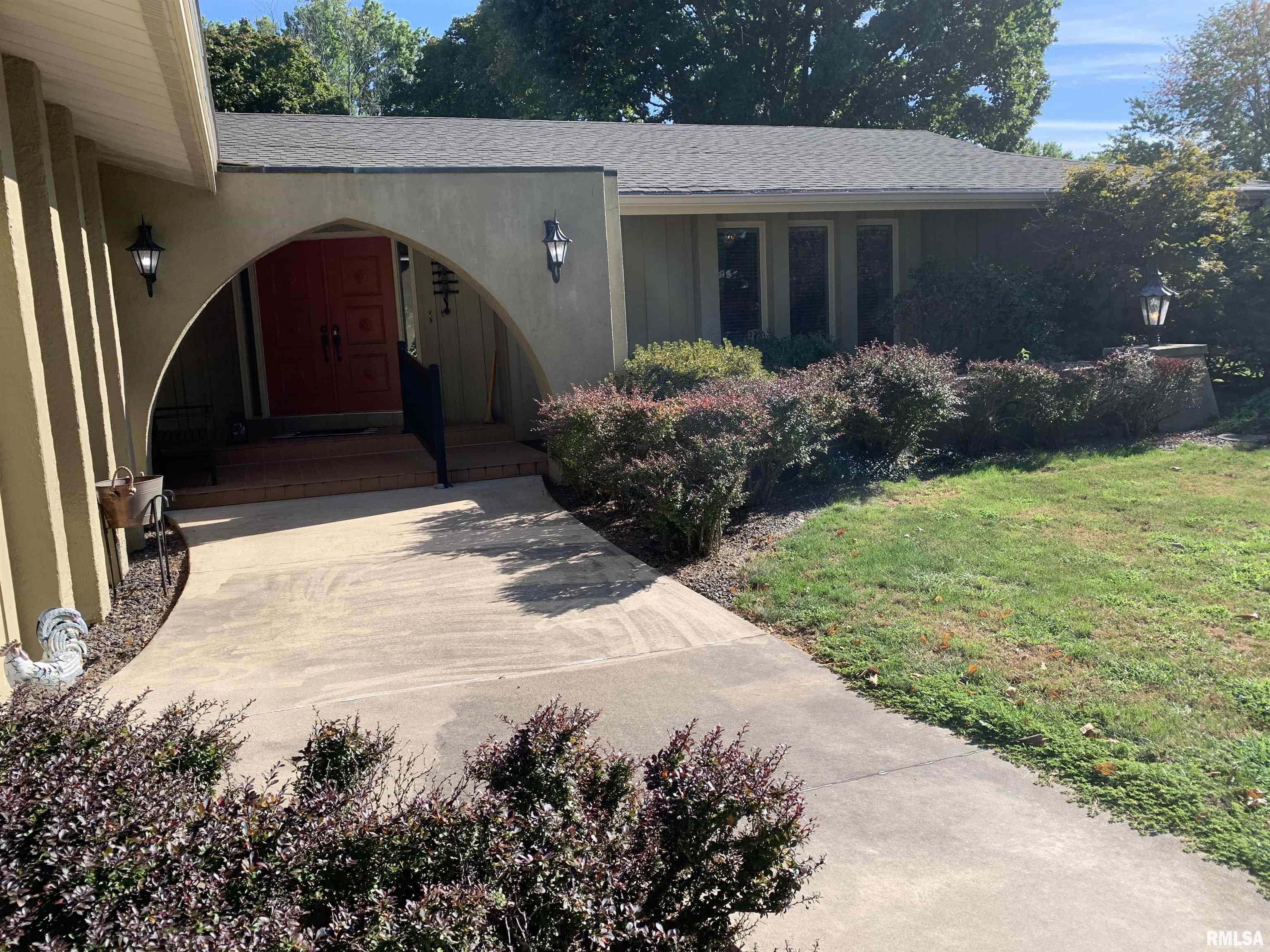 Undisclosed Address Jacksonville, IL 62650 - Photo 16 of 70