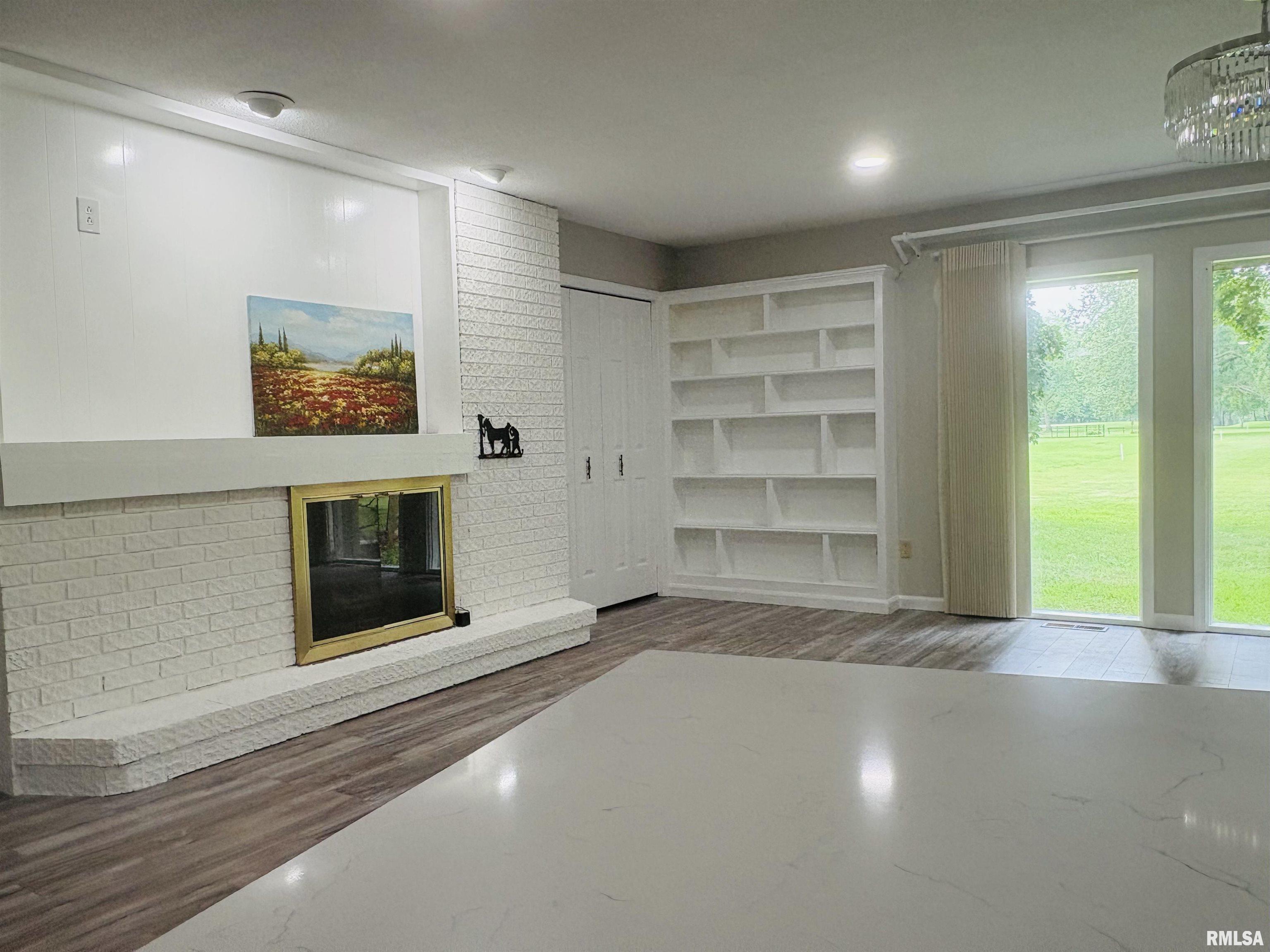 Undisclosed Address Jacksonville, IL 62650 - Photo 31 of 70