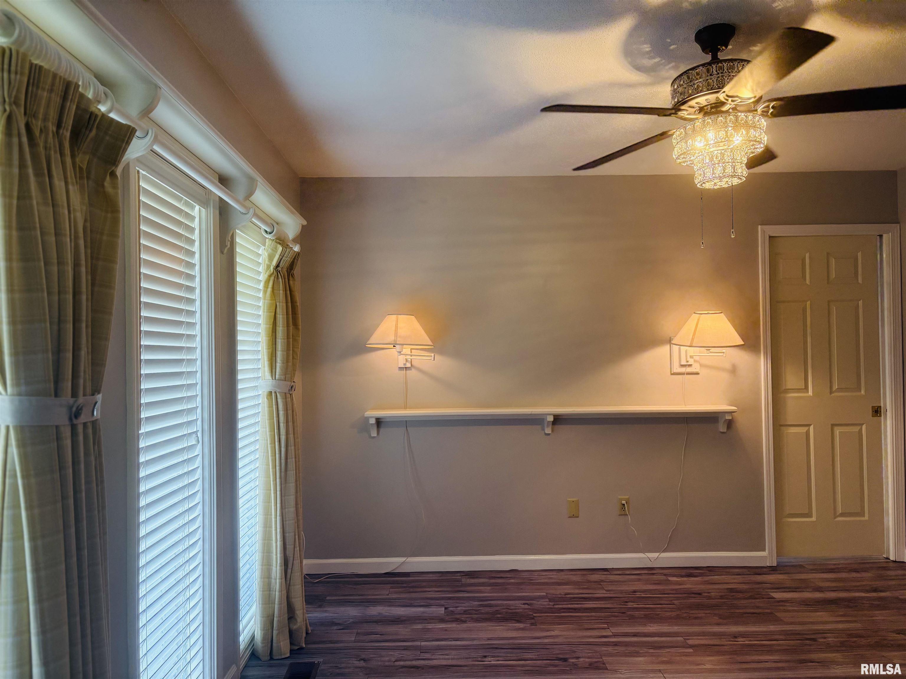 Undisclosed Address Jacksonville, IL 62650 - Photo 50 of 70