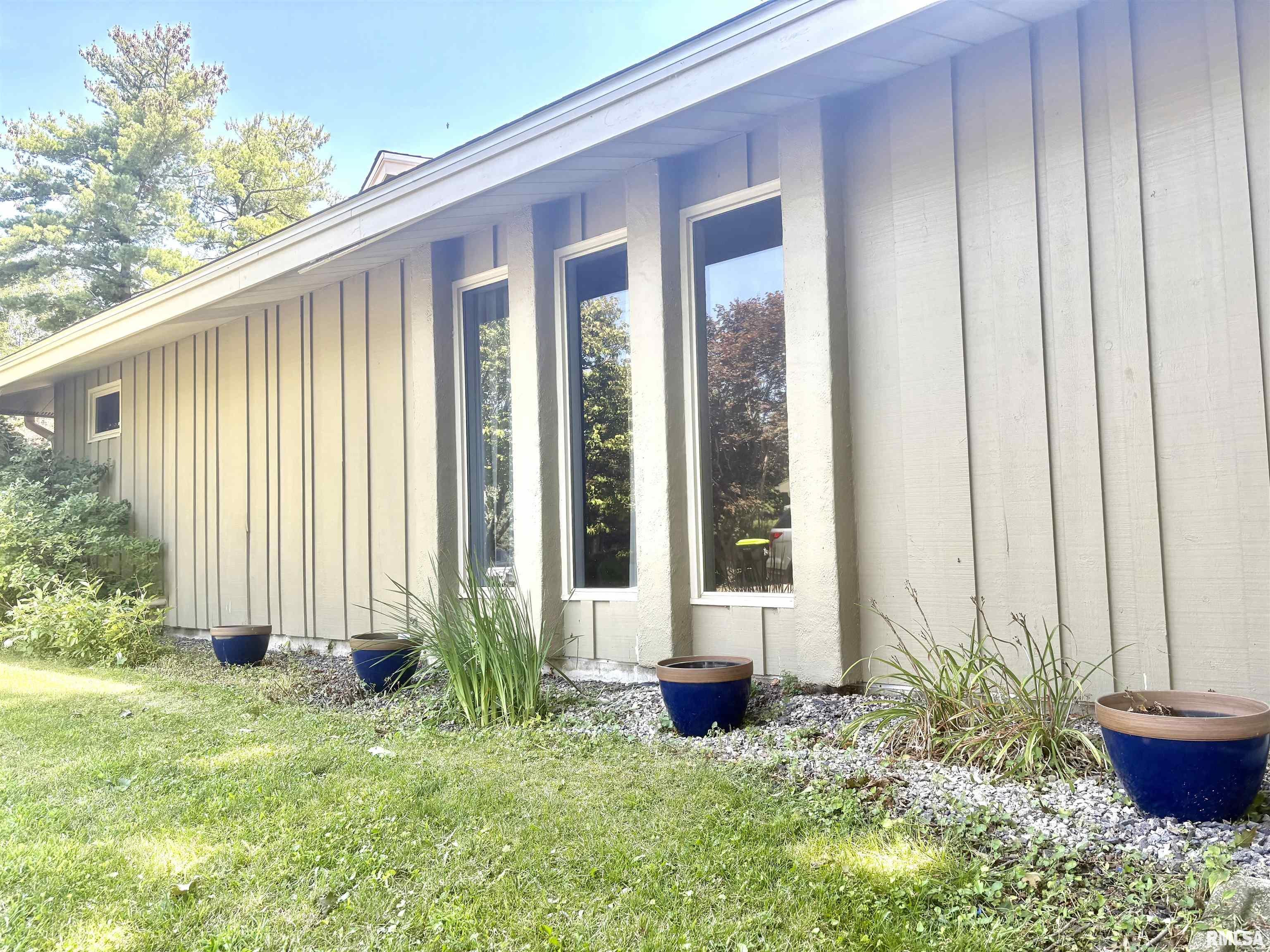 Undisclosed Address Jacksonville, IL 62650 - Photo 51 of 70