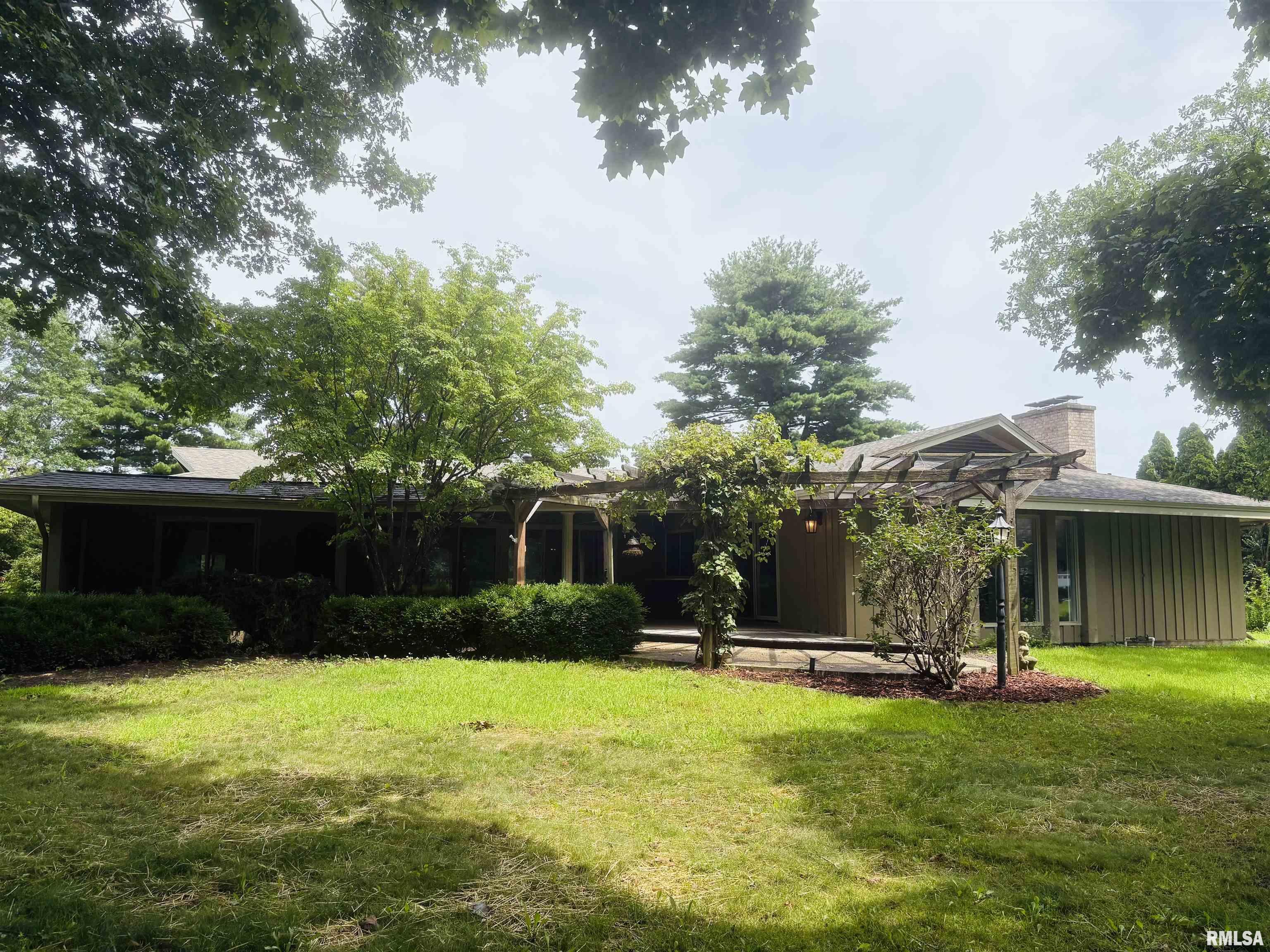 Undisclosed Address Jacksonville, IL 62650 - Photo 67 of 70