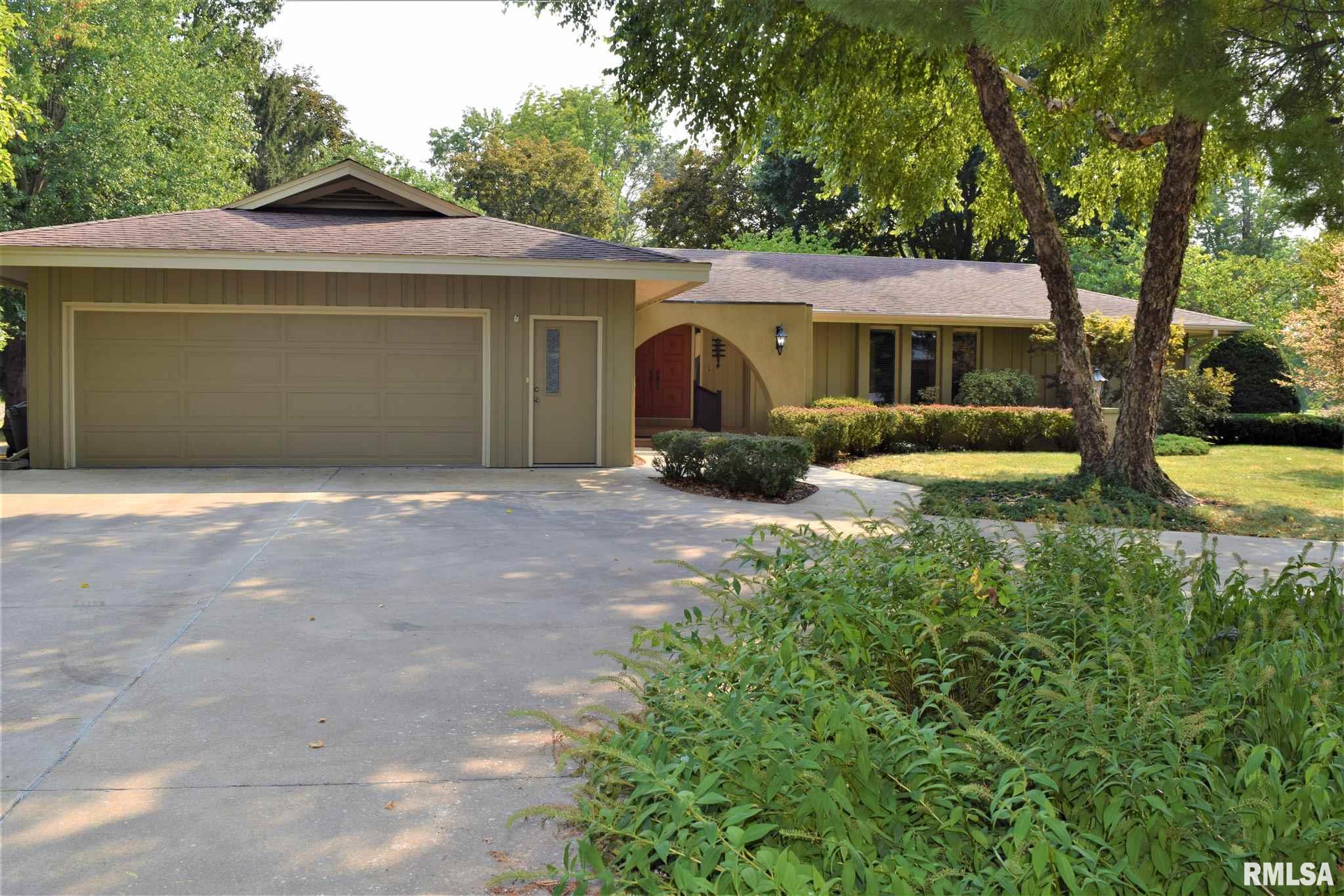 Undisclosed Address Jacksonville, IL 62650 - Photo 7 of 70