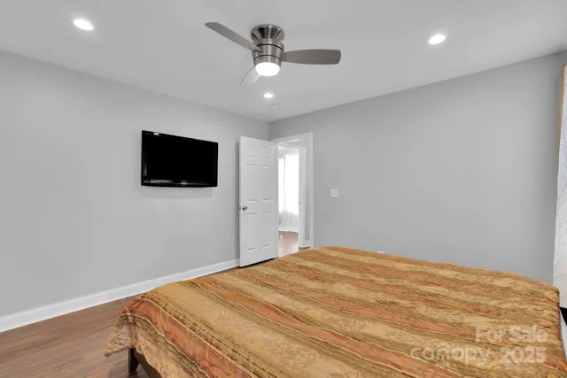 $325,000 | 159 Madison Avenue Northeast, Concord, NC 28025