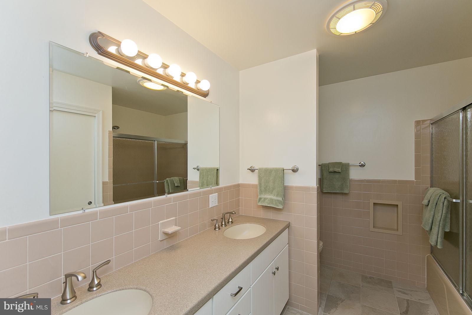 312 Ridge Avenue Winchester, VA 22601 - Photo 14 of 30 Bedroom (Master)