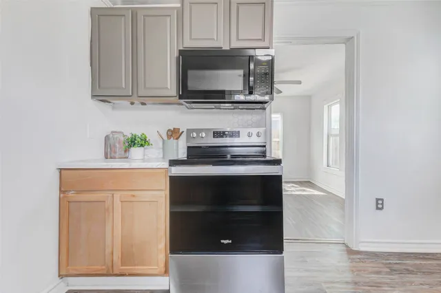 $1,000 | 607 North Speed Street, Wharton, TX 77488