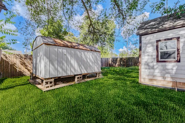 $1,000 | 607 North Speed Street, Wharton, TX 77488