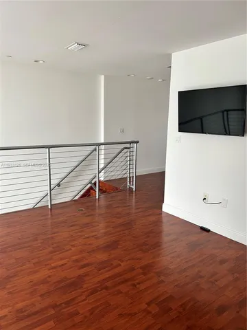$3,400 | 1050 Brickell Avenue, Unit 608, Miami, FL 33131