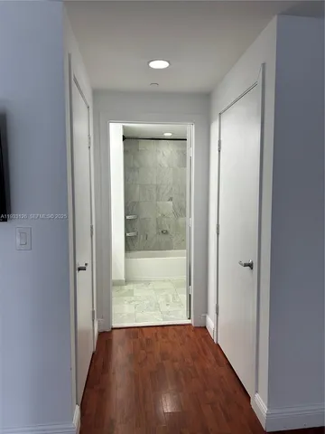 $3,400 | 1050 Brickell Avenue, Unit 608, Miami, FL 33131