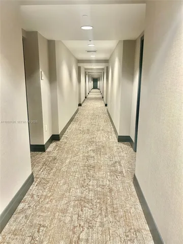 $3,400 | 1050 Brickell Avenue, Unit 608, Miami, FL 33131