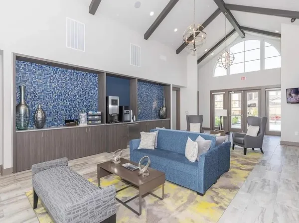 $2,365 | 2080 One White Oak Lane, Unit 1402, Cumming, GA 30041