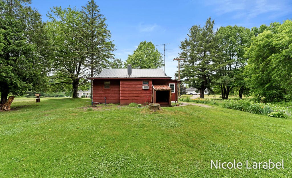 4696 16 Mile Road Northeast Cedar Springs, MI 49319 - Photo 5 of 30 4696 16 Mile NE-9LoRes