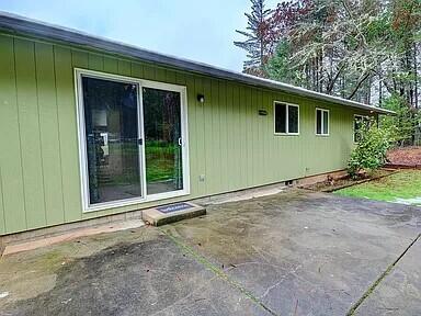 1725 Summit Loop Grants Pass, OR 97527 - Photo 31 of 37 106
