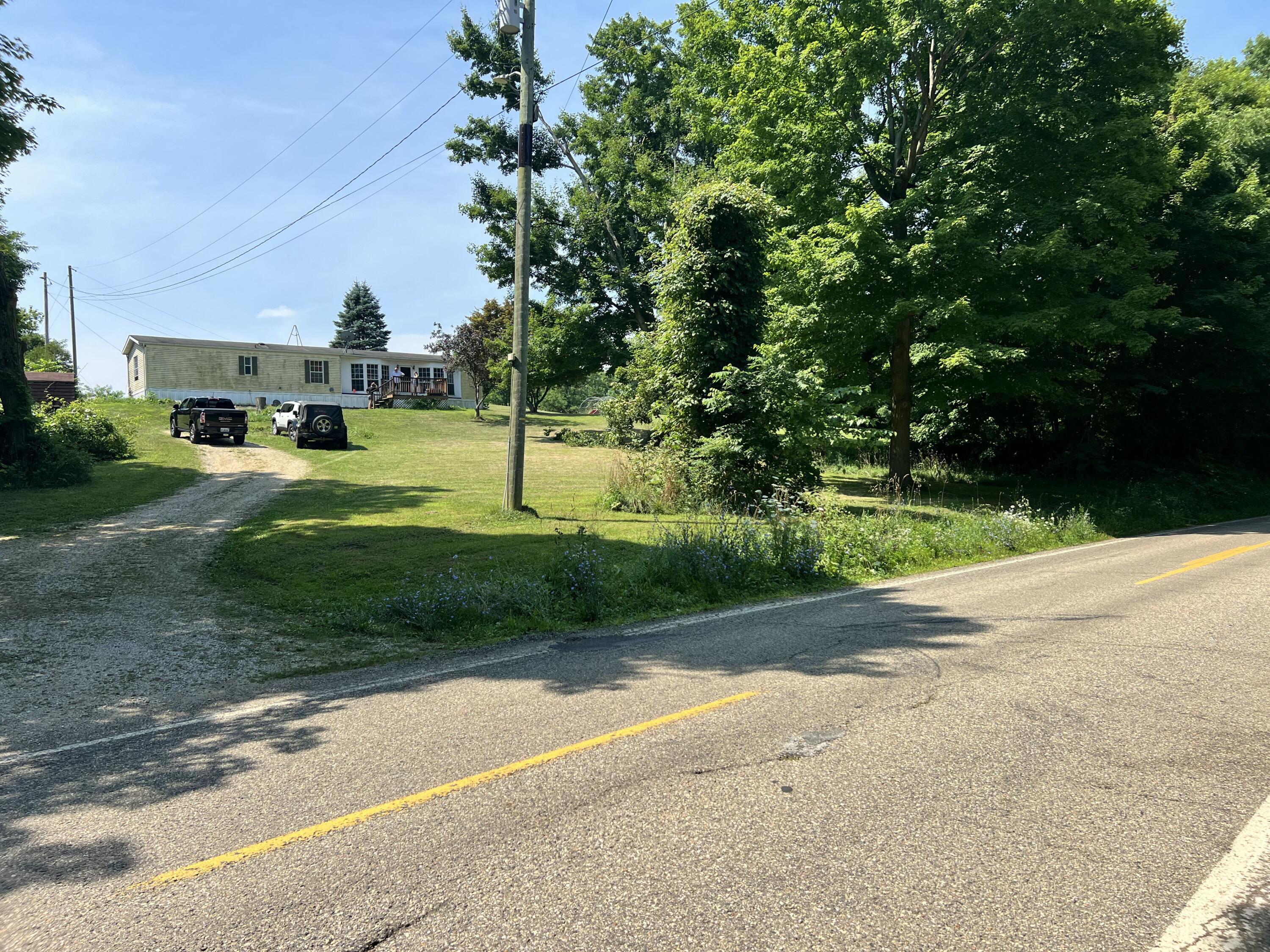 13639 Dutch Settlement Road Marcellus, MI 49067 - Photo 16 of 21 122D0A69-C2B8-4CB1-A842-DA82FD698D58