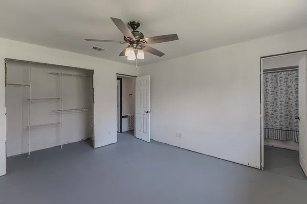 $215,000 | 31942 South Wiggins Street, Magnolia, TX 77355