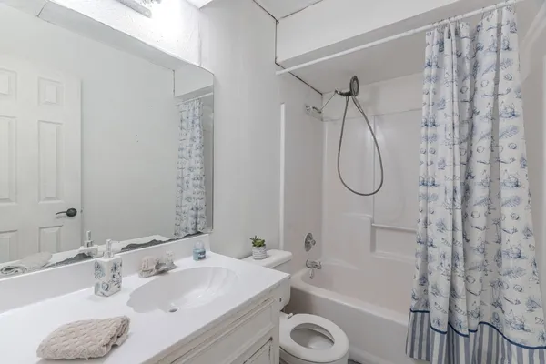 $215,000 | 31942 South Wiggins Street, Magnolia, TX 77355