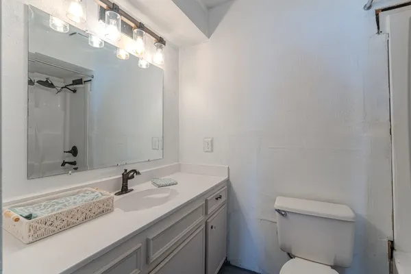 $215,000 | 31942 South Wiggins Street, Magnolia, TX 77355