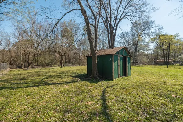 $215,000 | 31942 South Wiggins Street, Magnolia, TX 77355