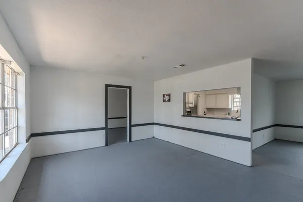 $215,000 | 31942 South Wiggins Street, Magnolia, TX 77355