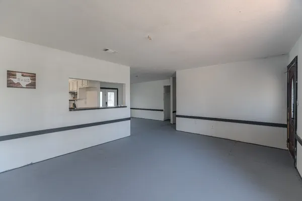 $215,000 | 31942 South Wiggins Street, Magnolia, TX 77355