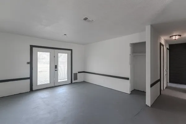 $215,000 | 31942 South Wiggins Street, Magnolia, TX 77355