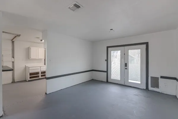 $215,000 | 31942 South Wiggins Street, Magnolia, TX 77355