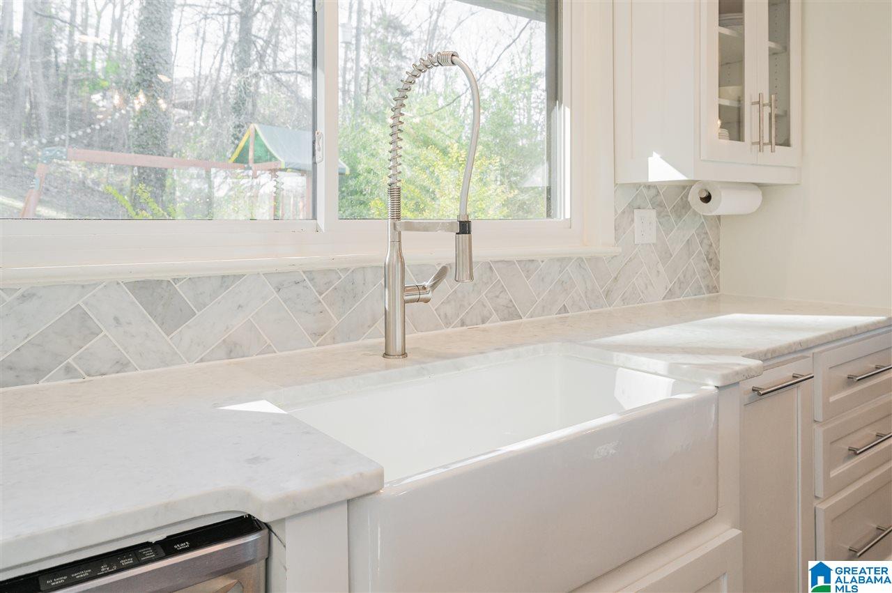 1415 Overlook Road Birmingham, AL 35209 - Photo 3 of 44 Gallery Image 3