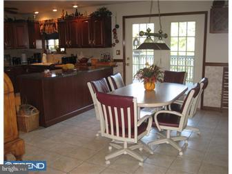 102 Beacon Hill Road Temple, PA 19560 - Photo 6 of 12 Gallery Image 6