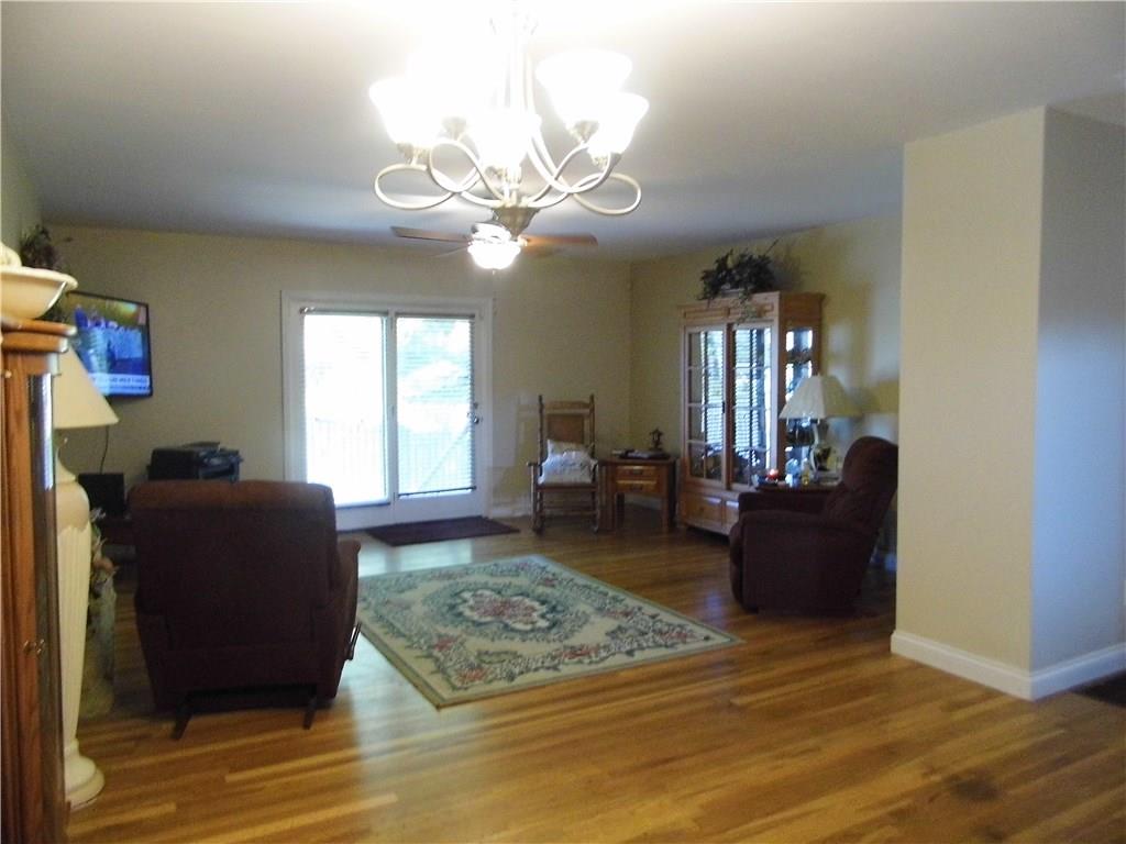 549 South Franklin Road Indianapolis, IN 46239 - Photo 2 of 24 Gallery Image 2