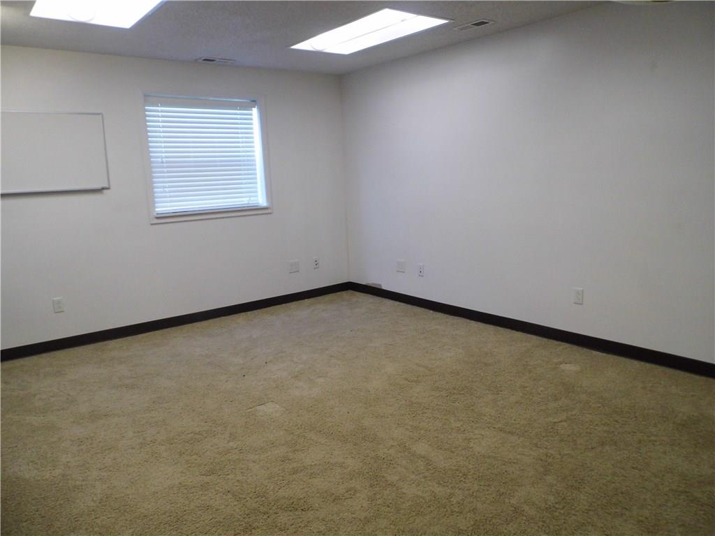 549 South Franklin Road Indianapolis, IN 46239 - Photo 17 of 24 Gallery Image 17
