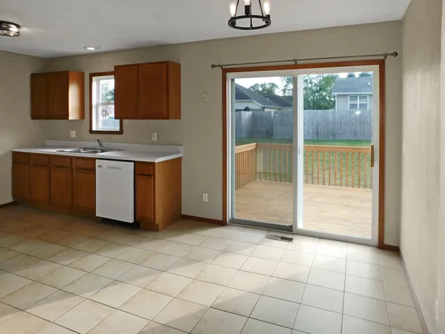 $279,900 | 11364 Valerian Way, Roscoe, IL 61073