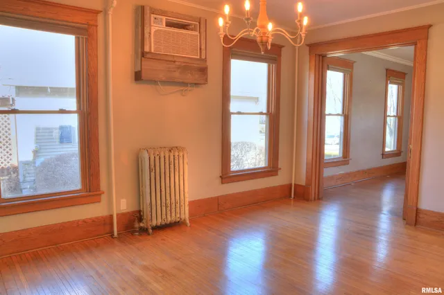 $169,000 | 644 South Randolph Street, Macomb, IL 61455