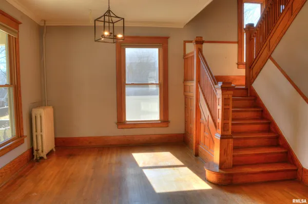 $185,000 | 644 South Randolph Street, Macomb, IL 61455