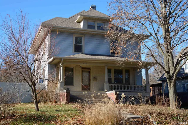 $169,000 | 644 South Randolph Street, Macomb, IL 61455