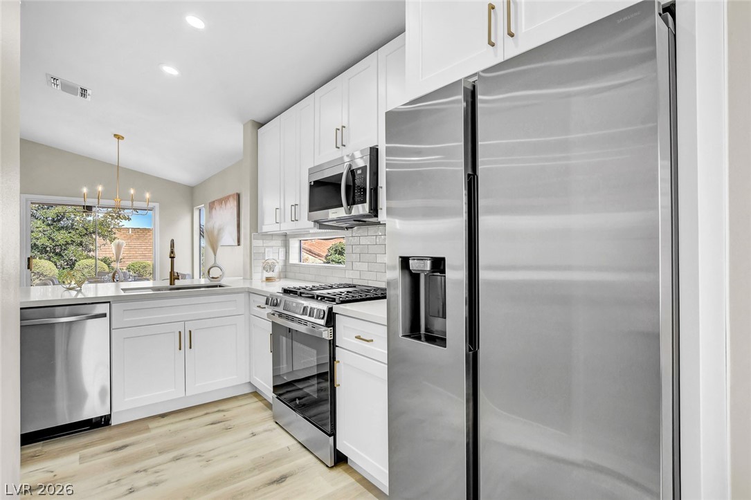 474 Edgefield Ridge Place Henderson, NV 89012 - Photo 9 of 68