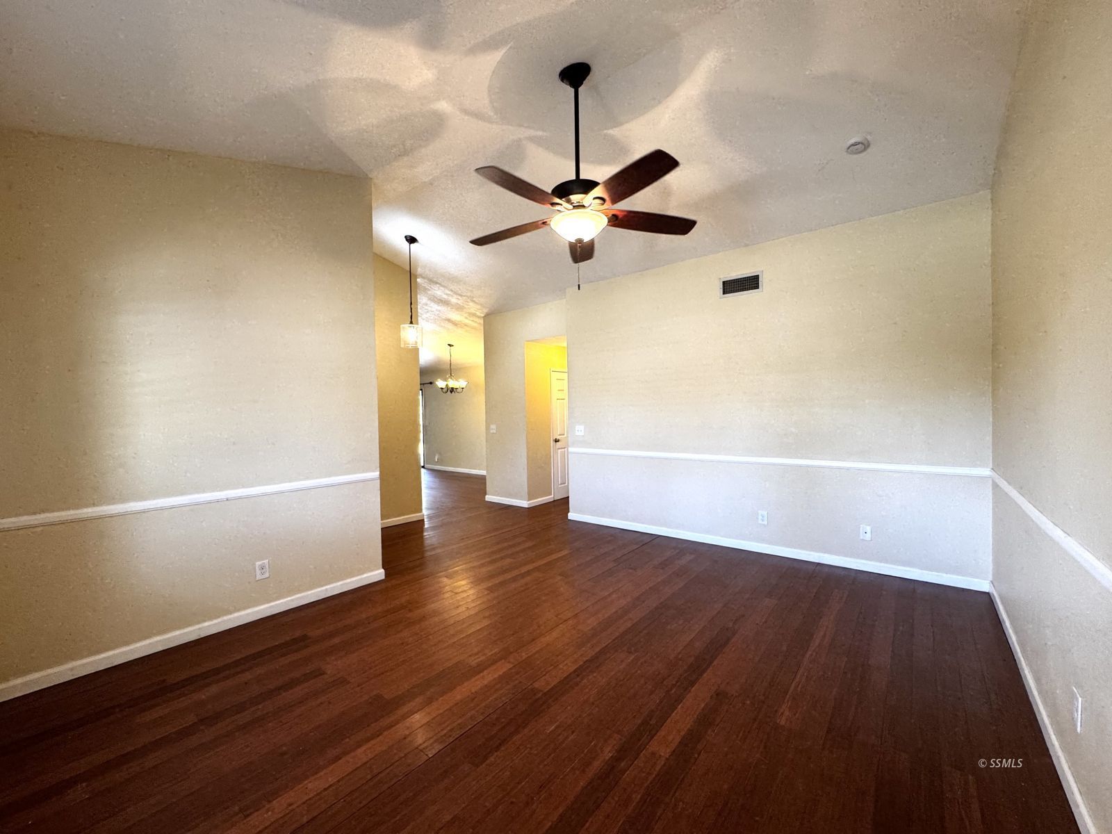 1105 Rebecca Avenue Ridgecrest, CA 93555 - Photo 14 of 27
